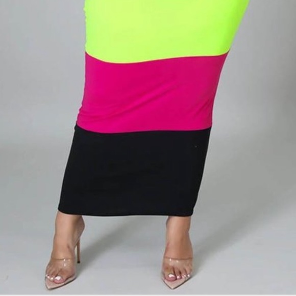 TONYA! - Picture 4 of 7